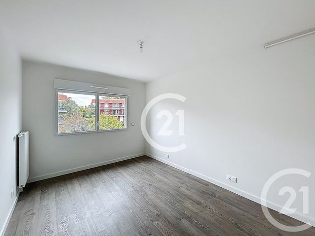 Appartement T3 à vendre - 3 pièces - 69.62 m2 - LE MESNIL ESNARD - 76 - HAUTE-NORMANDIE - Century 21 Harmony