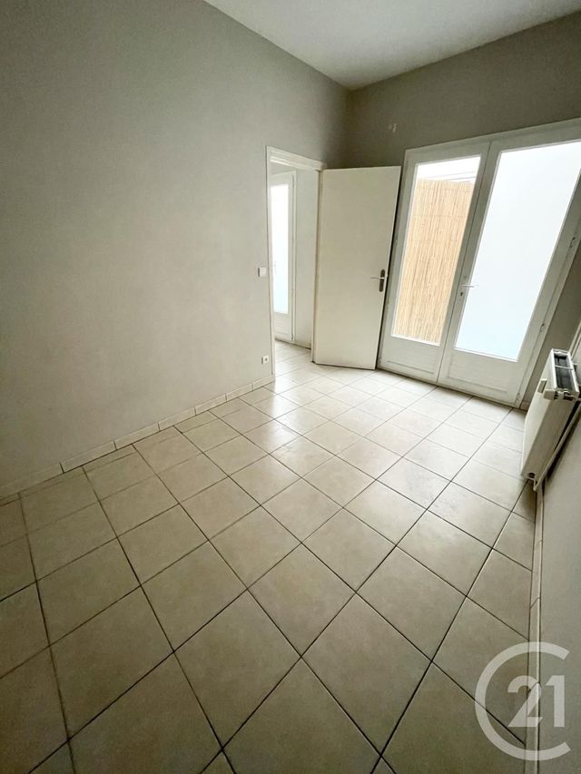 Appartement F3 à vendre - 3 pièces - 60.9 m2 - ROUEN - 76 - HAUTE-NORMANDIE - Century 21 Harmony Appartement F3 à vendre - 3 pièces - 60.9 m2 - ROUEN - 76 - HAUTE-NORMANDIE - Century 21 Harmony