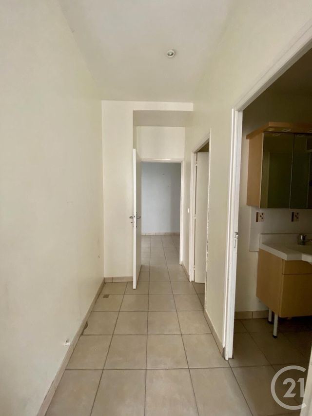 Appartement F3 à vendre - 3 pièces - 60.9 m2 - ROUEN - 76 - HAUTE-NORMANDIE - Century 21 Harmony Appartement F3 à vendre - 3 pièces - 60.9 m2 - ROUEN - 76 - HAUTE-NORMANDIE - Century 21 Harmony