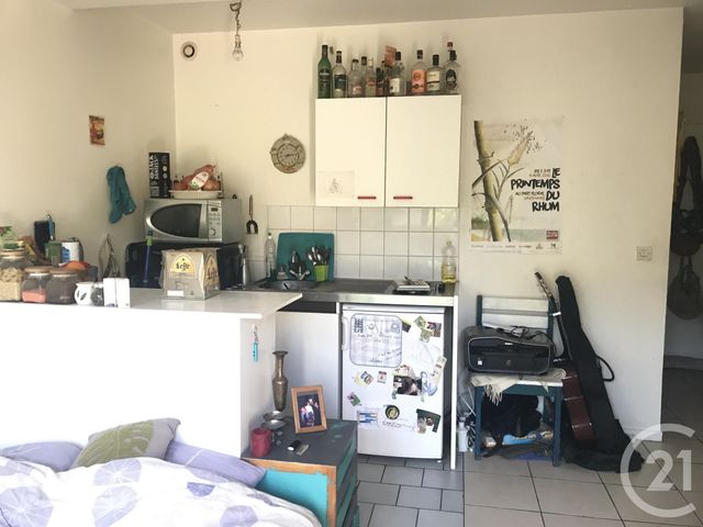 Appartement F1 à louer - 1 pièce - 22.71 m2 - ROUEN - 76 - HAUTE-NORMANDIE - Century 21 Harmony Appartement F1 à louer - 1 pièce - 22.71 m2 - ROUEN - 76 - HAUTE-NORMANDIE - Century 21 Harmony