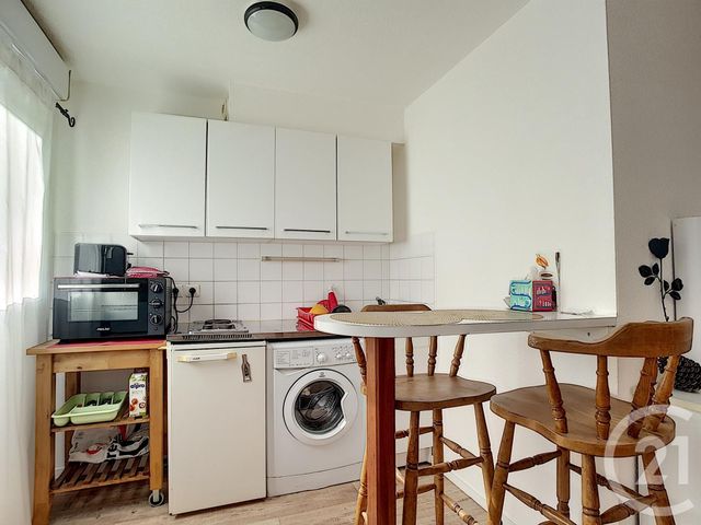 Appartement F1 à vendre - 1 pièce - 30.39 m2 - ROUEN - 76 - HAUTE-NORMANDIE - Century 21 Harmony Appartement F1 à vendre - 1 pièce - 30.39 m2 - ROUEN - 76 - HAUTE-NORMANDIE - Century 21 Harmony