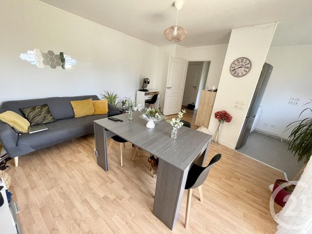 Appartement F2 à vendre - 2 pièces - 47.0 m2 - LE MESNIL ESNARD - 76 - HAUTE-NORMANDIE - Century 21 Harmony Appartement F2 à vendre - 2 pièces - 47.0 m2 - LE MESNIL ESNARD - 76 - HAUTE-NORMANDIE - Century 21 Harmony