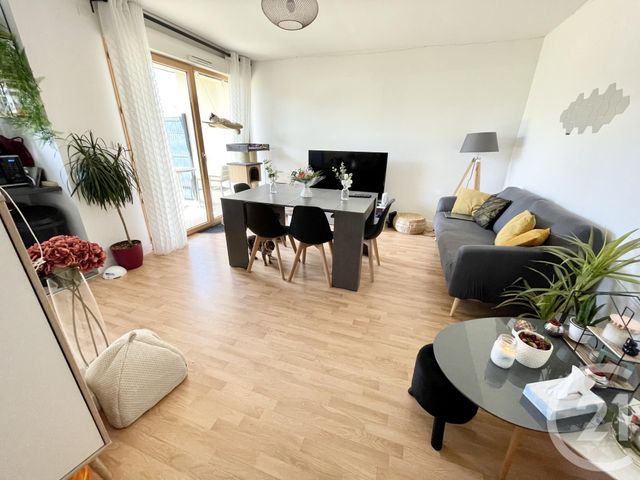 Appartement F2 à vendre - 2 pièces - 47.0 m2 - LE MESNIL ESNARD - 76 - HAUTE-NORMANDIE - Century 21 Harmony Appartement F2 à vendre - 2 pièces - 47.0 m2 - LE MESNIL ESNARD - 76 - HAUTE-NORMANDIE - Century 21 Harmony