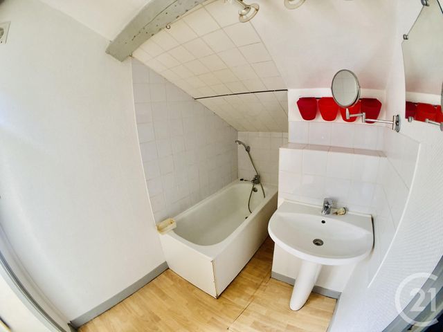 Afficher la photo en grand Appartement à vendre - 3 pièces - 37.0 m2 - ROUEN - 76 - HAUTE-NORMANDIE - Century 21 Harmony