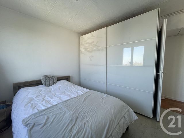Appartement F4 à vendre - 4 pièces - 79.27 m2 - BONSECOURS - 76 - HAUTE-NORMANDIE - Century 21 Harmony Appartement F4 à vendre - 4 pièces - 79.27 m2 - BONSECOURS - 76 - HAUTE-NORMANDIE - Century 21 Harmony