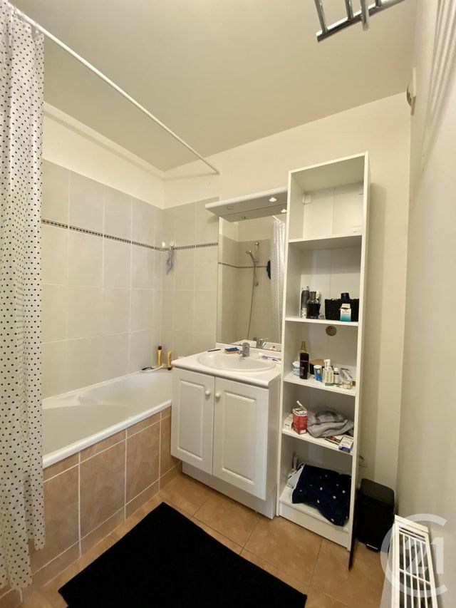 Appartement F2 à vendre - 2 pièces - 52.17 m2 - ROUEN - 76 - HAUTE-NORMANDIE - Century 21 Harmony Appartement F2 à vendre - 2 pièces - 52.17 m2 - ROUEN - 76 - HAUTE-NORMANDIE - Century 21 Harmony