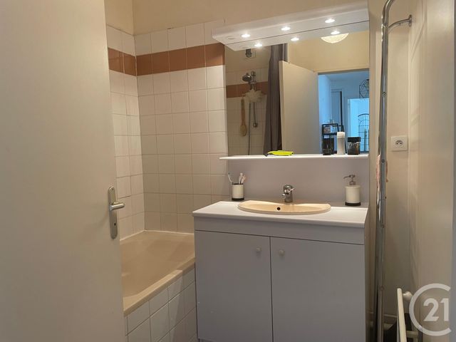 Appartement F2 à louer - 2 pièces - 45.0 m2 - ROUEN - 76 - HAUTE-NORMANDIE - Century 21 Harmony Appartement F2 à louer - 2 pièces - 45.0 m2 - ROUEN - 76 - HAUTE-NORMANDIE - Century 21 Harmony