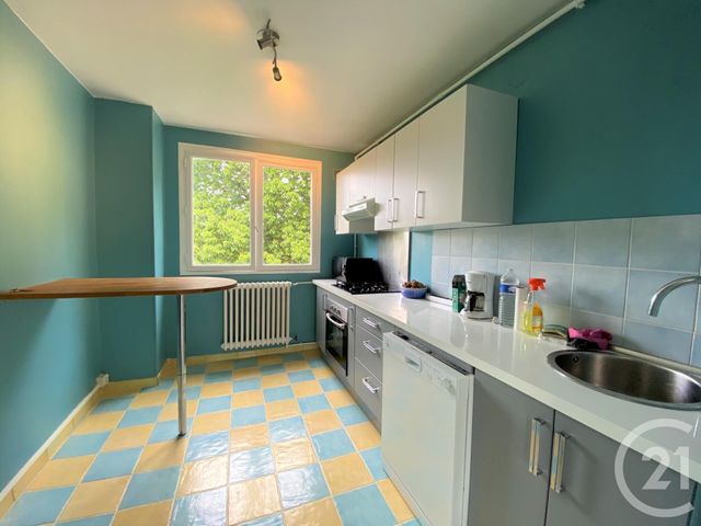 Appartement F4 à vendre - 4 pièces - 72.43 m2 - BONSECOURS - 76 - HAUTE-NORMANDIE - Century 21 Harmony Appartement F4 à vendre - 4 pièces - 72.43 m2 - BONSECOURS - 76 - HAUTE-NORMANDIE - Century 21 Harmony