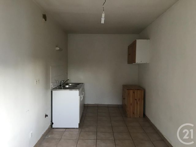 Afficher la photo en grand Appartement F3 à louer - 3 pièces - 61.78 m2 - PAVILLY - 76 - HAUTE-NORMANDIE - Century 21 Harmony