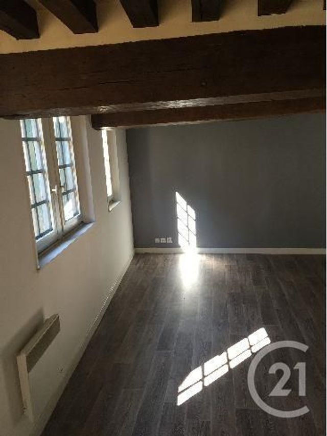 Afficher la photo en grand Appartement F2 à louer - 2 pièces - 45.0 m2 - ROUEN - 76 - HAUTE-NORMANDIE - Century 21 Harmony