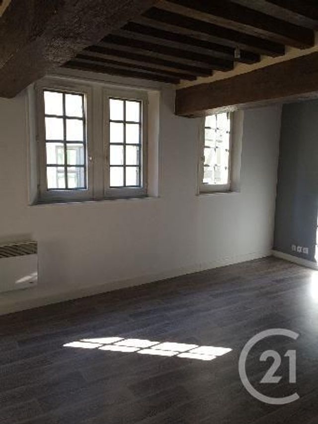 Afficher la photo en grand Appartement F2 à louer - 2 pièces - 45.0 m2 - ROUEN - 76 - HAUTE-NORMANDIE - Century 21 Harmony