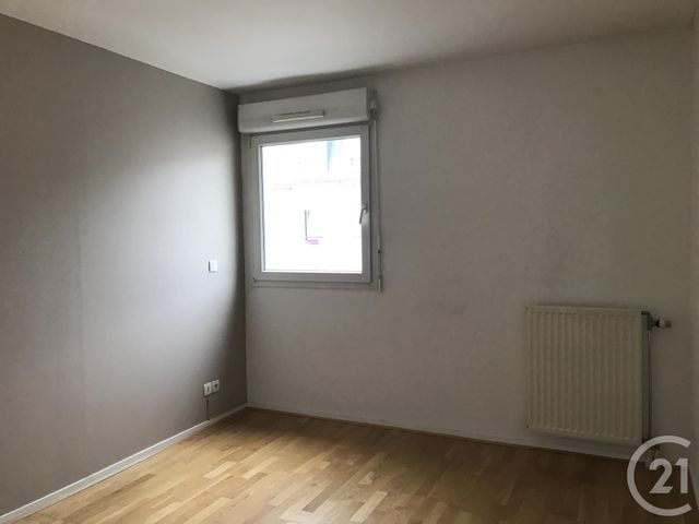 Afficher la photo en grand Appartement F4 à louer - 4 pièces - 80.66 m2 - ROUEN - 76 - HAUTE-NORMANDIE - Century 21 Harmony