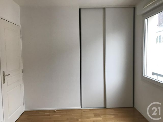 Afficher la photo en grand Appartement F4 à louer - 4 pièces - 80.66 m2 - ROUEN - 76 - HAUTE-NORMANDIE - Century 21 Harmony