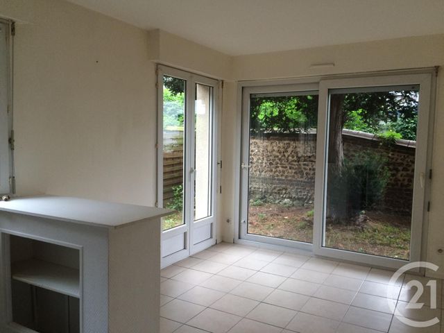 Afficher la photo en grand Appartement F1 à louer - 1 pièce - 21.16 m2 - ROUEN - 76 - HAUTE-NORMANDIE - Century 21 Harmony