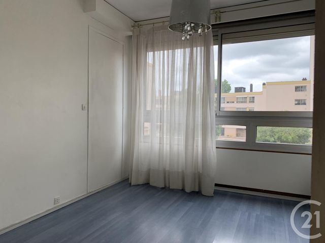 Afficher la photo en grand Appartement F4 à vendre - 4 pièces - 79.4 m2 - ROUEN - 76 - HAUTE-NORMANDIE - Century 21 Harmony