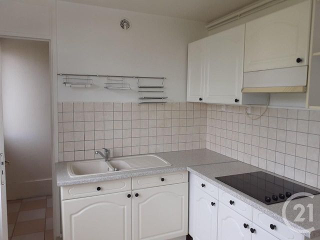 Afficher la photo en grand Appartement F4 à vendre - 4 pièces - 74.0 m2 - BIHOREL - 76 - HAUTE-NORMANDIE - Century 21 Harmony