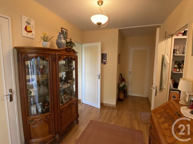 Afficher la photo en grand Appartement F3 à vendre - 3 pièces - 72.48 m2 - LE GRAND QUEVILLY - 76 - HAUTE-NORMANDIE - Century 21 Harmony