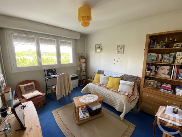 Afficher la photo en grand Appartement F3 à vendre - 3 pièces - 72.48 m2 - LE GRAND QUEVILLY - 76 - HAUTE-NORMANDIE - Century 21 Harmony