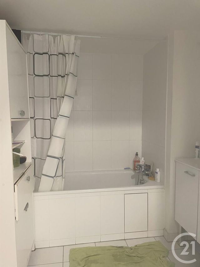 Afficher la photo en grand appartement à louer - 3 pièces - 58.9 m2 - ROUEN - 76 - HAUTE-NORMANDIE - Century 21 Harmony
