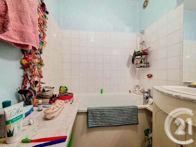 Afficher la photo en grand Appartement F2 à vendre - 2 pièces - 54.6 m2 - ROUEN - 76 - HAUTE-NORMANDIE - Century 21 Harmony