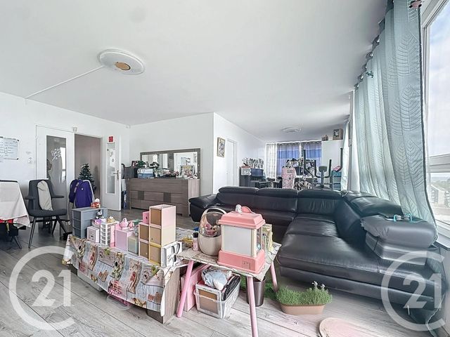 Appartement F5 à vendre - 5 pièces - 107.63 m2 - MONT ST AIGNAN - 76 - HAUTE-NORMANDIE - Century 21 Harmony