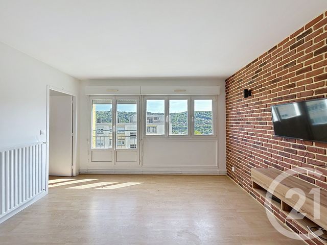 Appartement F4 à louer - 4 pièces - 68.0 m2 - DARNETAL - 76 - HAUTE-NORMANDIE - Century 21 Harmony