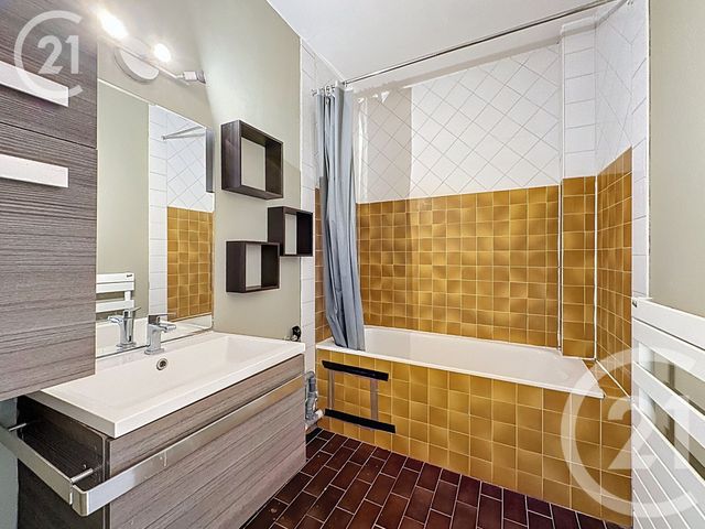 Appartement T3 à vendre - 3 pièces - 57.43 m2 - ROUEN - 76 - HAUTE-NORMANDIE - Century 21 Harmony