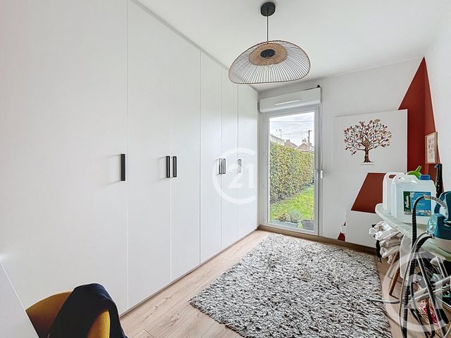 Afficher la photo en grand Appartement F3 à louer - 3 pièces - 57.56 m2 - LE PETIT QUEVILLY - 76 - HAUTE-NORMANDIE - Century 21 Harmony