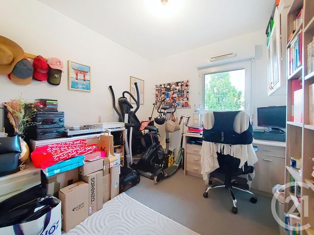 Afficher la photo en grand Appartement F3 à louer - 3 pièces - 61.79 m2 - MONT ST AIGNAN - 76 - HAUTE-NORMANDIE - Century 21 Harmony