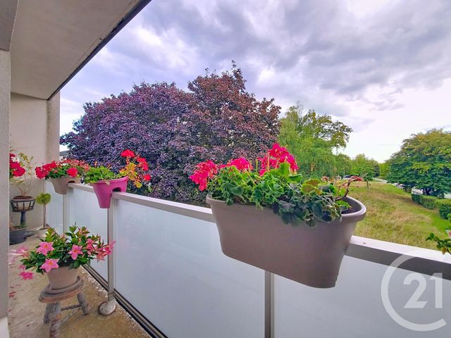 Afficher la photo en grand Appartement F3 à louer - 3 pièces - 61.79 m2 - MONT ST AIGNAN - 76 - HAUTE-NORMANDIE - Century 21 Harmony