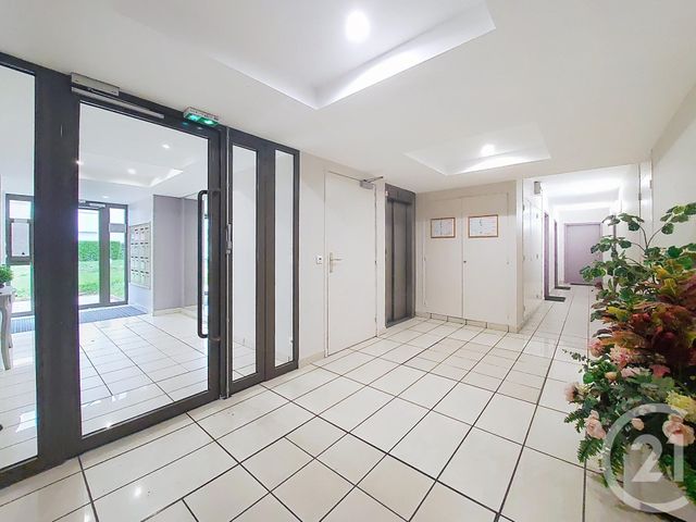 Appartement Studio à louer - 1 pièce - 21.09 m2 - MONT ST AIGNAN - 76 - HAUTE-NORMANDIE - Century 21 Harmony