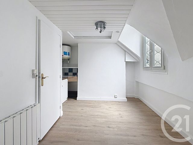 Appartement F1 à louer - 1 pièce - 12.0 m2 - ROUEN - 76 - HAUTE-NORMANDIE - Century 21 Harmony