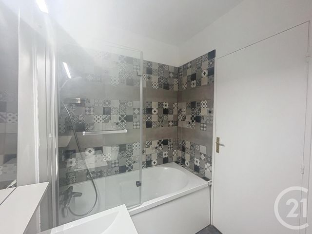 Appartement F2 à louer - 2 pièces - 58.6 m2 - ROUEN - 76 - HAUTE-NORMANDIE - Century 21 Harmony