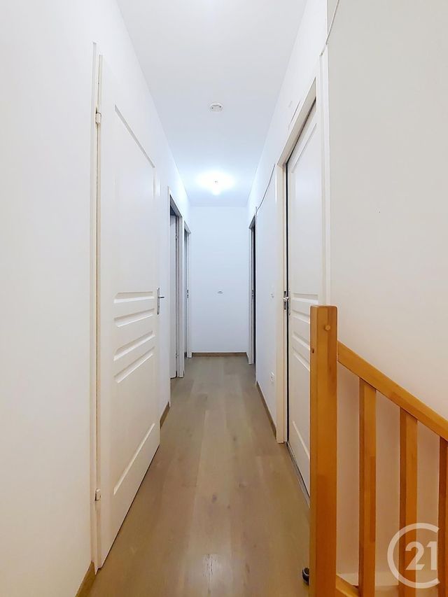 maison à louer - 5 pièces - 108.2 m2 - FRANQUEVILLE ST PIERRE - 76 - HAUTE-NORMANDIE - Century 21 Harmony