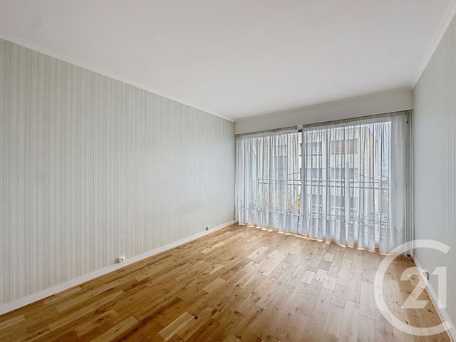 Appartement T3 à vendre - 3 pièces - 76.2 m2 - ROUEN - 76 - HAUTE-NORMANDIE - Century 21 Harmony