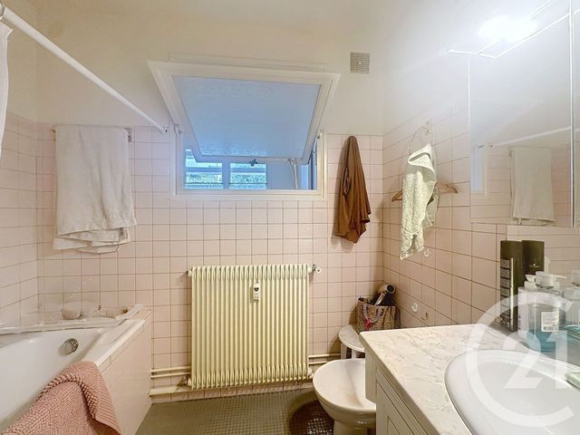 Appartement T3 à vendre - 3 pièces - 76.2 m2 - ROUEN - 76 - HAUTE-NORMANDIE - Century 21 Harmony