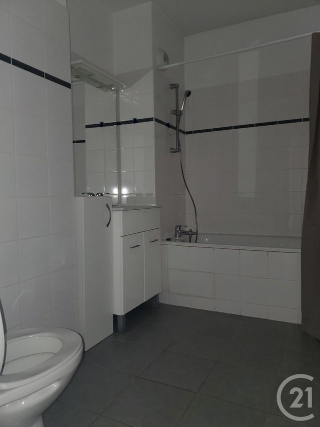 Appartement F2 à louer - 2 pièces - 46.76 m2 - DARNETAL - 76 - HAUTE-NORMANDIE - Century 21 Harmony