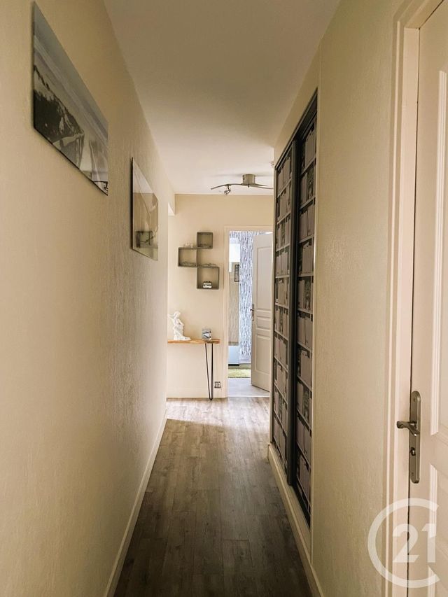 Appartement F4 à vendre - 4 pièces - 84.96 m2 - LE MESNIL ESNARD - 76 - HAUTE-NORMANDIE - Century 21 Harmony