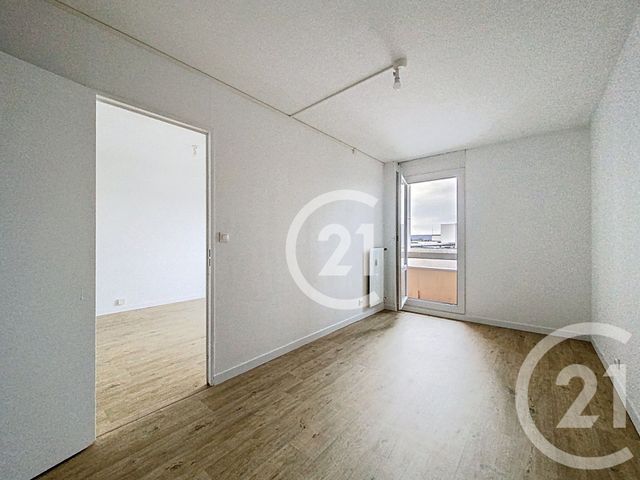 Appartement F2 à louer - 2 pièces - 49.0 m2 - LE PETIT QUEVILLY - 76 - HAUTE-NORMANDIE - Century 21 Harmony