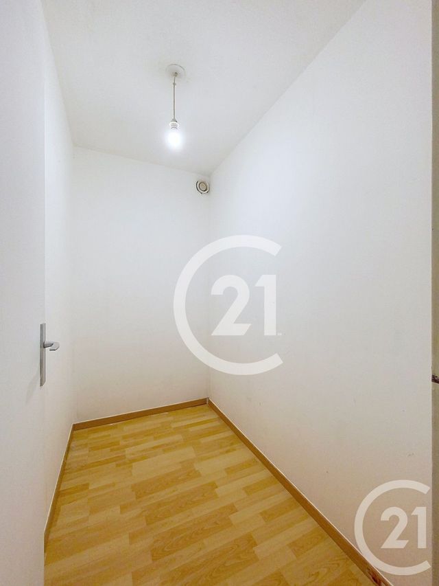 Appartement F2 à louer - 2 pièces - 49.0 m2 - LE PETIT QUEVILLY - 76 - HAUTE-NORMANDIE - Century 21 Harmony