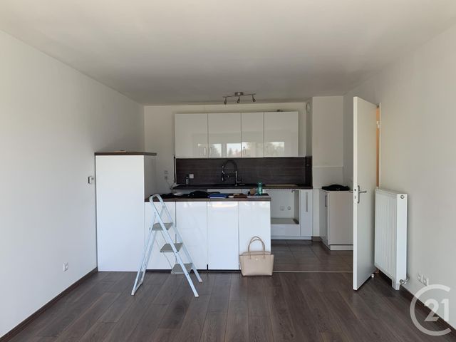 Appartement F3 à louer - 3 pièces - 63.48 m2 - LE MESNIL ESNARD - 76 - HAUTE-NORMANDIE - Century 21 Harmony