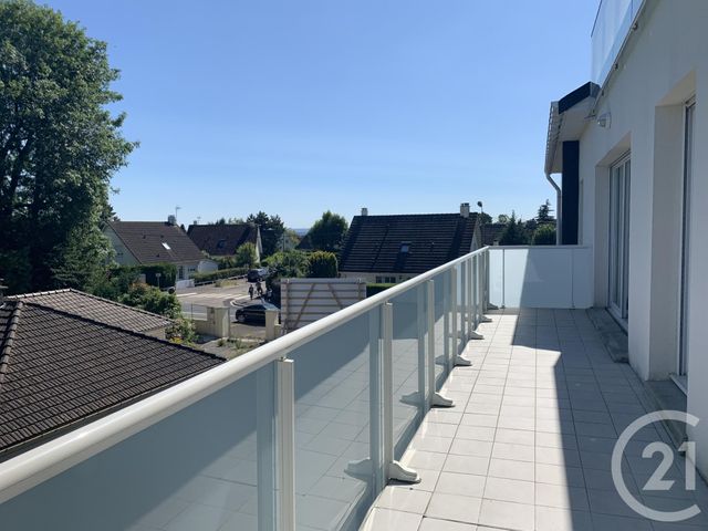 Appartement F3 à louer - 3 pièces - 63.48 m2 - LE MESNIL ESNARD - 76 - HAUTE-NORMANDIE - Century 21 Harmony