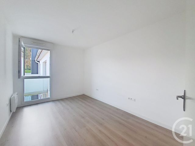 Appartement F3 à louer - 3 pièces - 61.0 m2 - LE HOULME - 76 - HAUTE-NORMANDIE - Century 21 Harmony