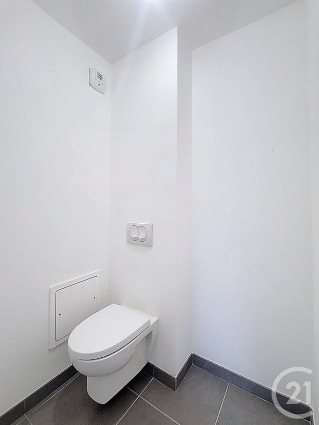 Appartement F3 à louer - 3 pièces - 61.0 m2 - LE HOULME - 76 - HAUTE-NORMANDIE - Century 21 Harmony