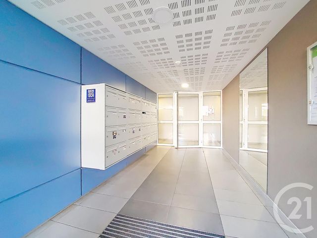 Appartement F3 à louer - 3 pièces - 61.0 m2 - LE HOULME - 76 - HAUTE-NORMANDIE - Century 21 Harmony