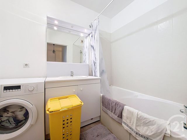 Appartement F3 à louer - 3 pièces - 70.2 m2 - ROUEN - 76 - HAUTE-NORMANDIE - Century 21 Harmony