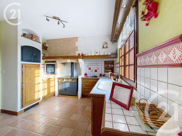 maison à vendre - 8 pièces - 244.4 m2 - BELLENCOMBRE - 76 - HAUTE-NORMANDIE - Century 21 Harmony