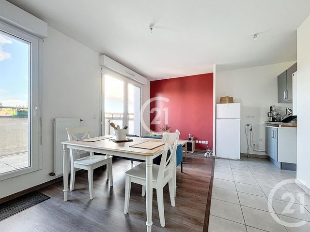 Appartement F2 à vendre - 2 pièces - 40.98 m2 - FRANQUEVILLE ST PIERRE - 76 - HAUTE-NORMANDIE - Century 21 Harmony