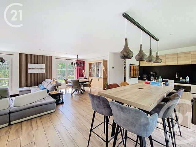 maison à louer - 7 pièces - 210.18 m2 - ISNEAUVILLE - 76 - HAUTE-NORMANDIE - Century 21 Harmony