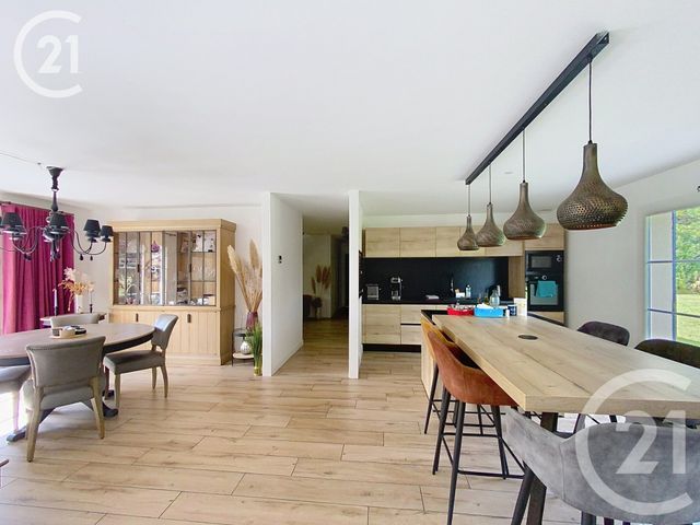 maison à louer - 7 pièces - 210.18 m2 - ISNEAUVILLE - 76 - HAUTE-NORMANDIE - Century 21 Harmony